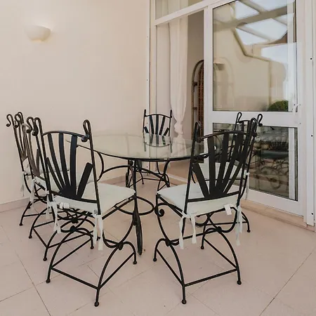 Antoine * Буаркуш